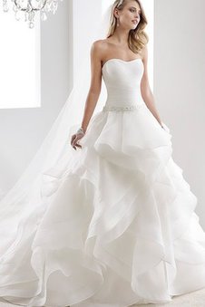 Abito da Sposa con Cascata Volant in Organza con Increspato Senza Maniche Sirena