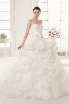 Abito da Sposa Pudica in Pizzo Puffy Ball Gown All Aperto